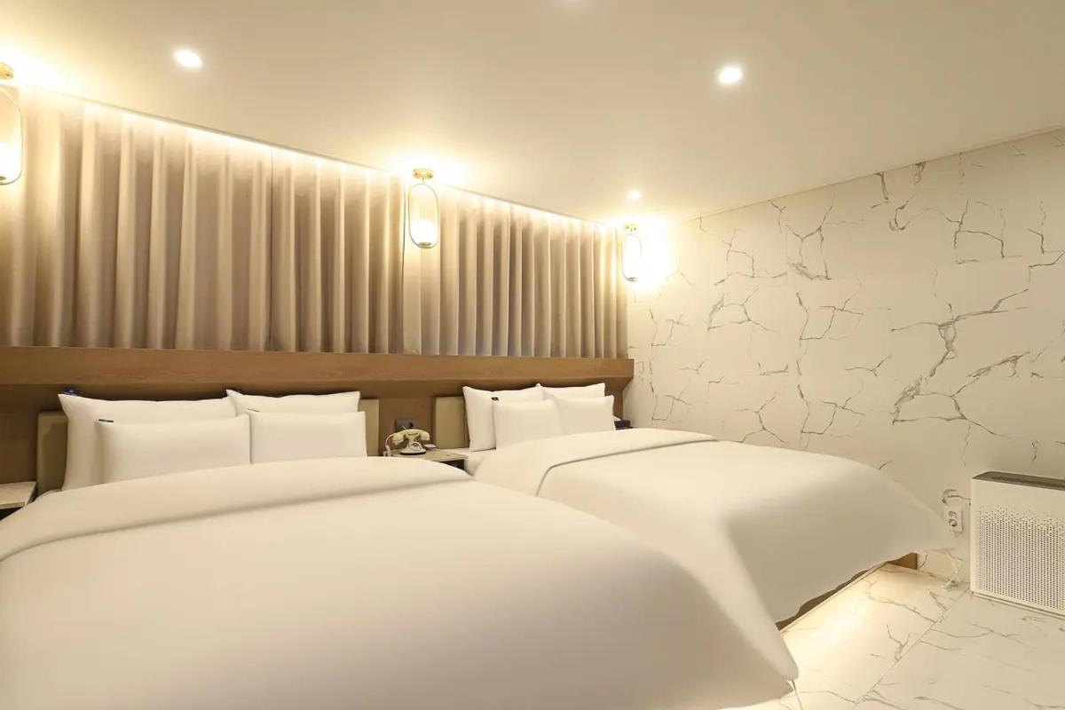 Rosy Hotel Чхонджу Экстерьер фото