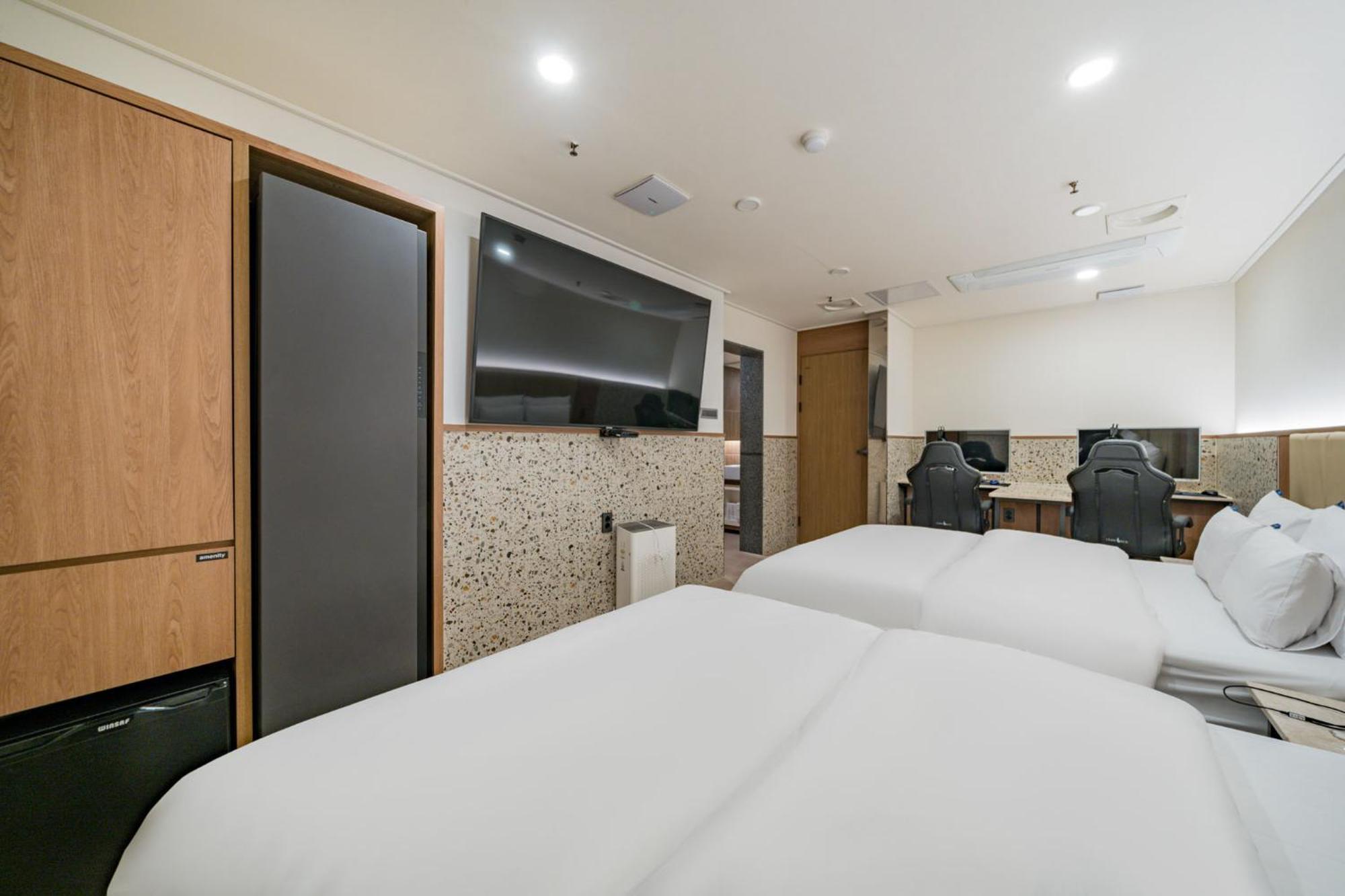 Rosy Hotel Чхонджу Экстерьер фото