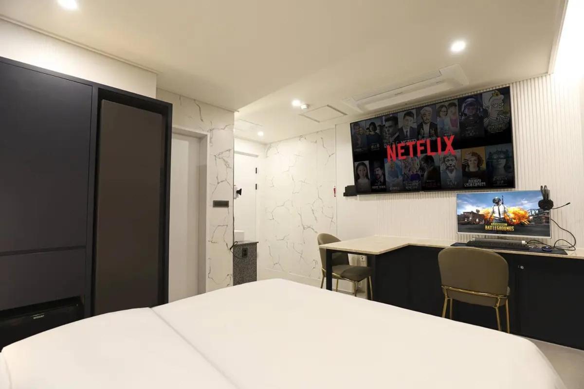 Rosy Hotel Чхонджу Экстерьер фото